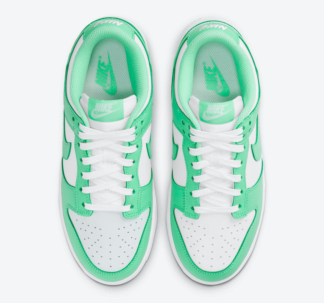 Nike Dunk Low “Green Glow”