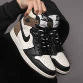 Air Jordan 1 High OG “Dark Mocha”